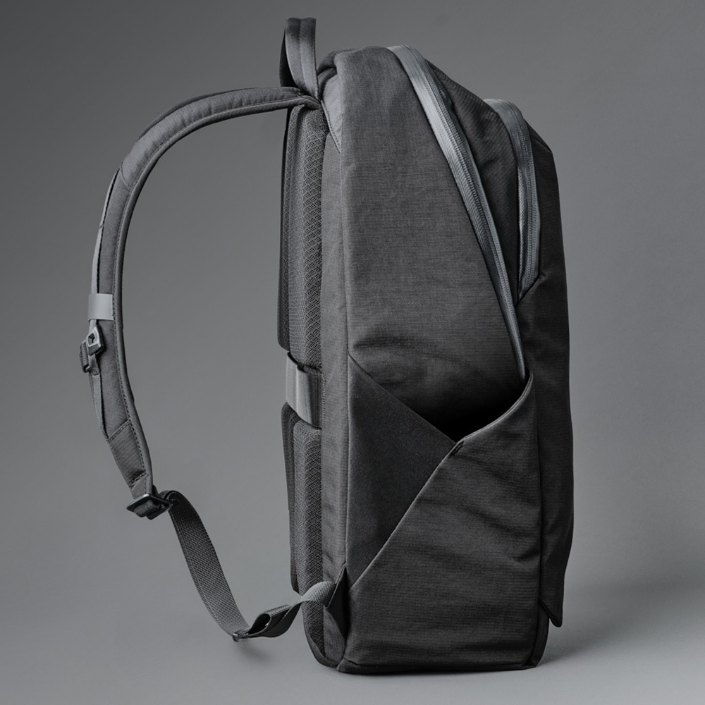 公式】バッグパック BRAVO BACKPACK 23L リュック 通勤 旅行 公式】バッグパック BRAVO BACKPACK 23L リュック 通勤 旅行