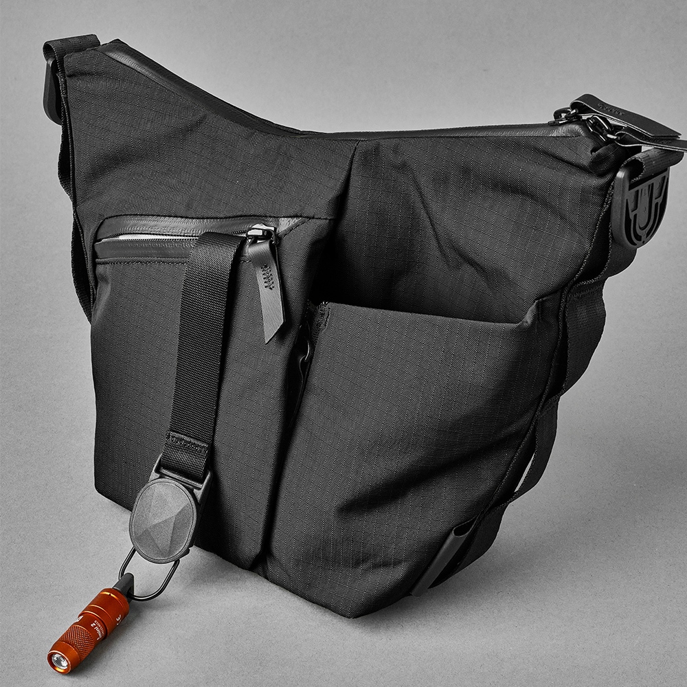 ALPAKA 公式 アルパカ スリングバッグ FLOW SATCHEL 2L ショルダー