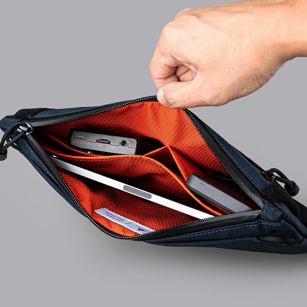 ALPAKA 【公式】日本先行発売 数量限定 ZIP POUCH MAX V2 JAPAN