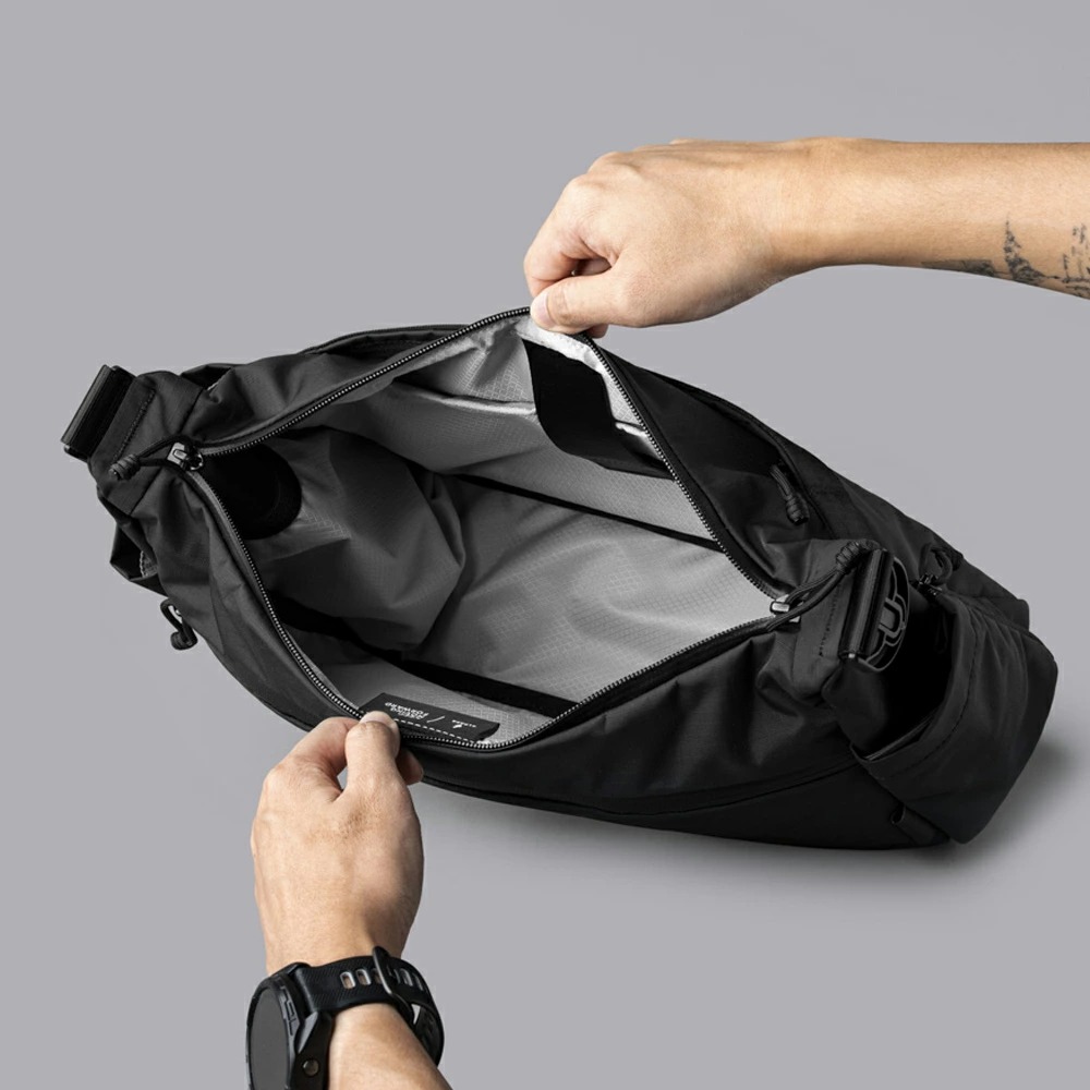 極美品 ALPAKA FLIGHT SATCHEL ショルダーバッグ11l ALPAKA 【公式】[ALPAKA/アルパカ]FLIGHT SATCHEL サッチェルバッグ