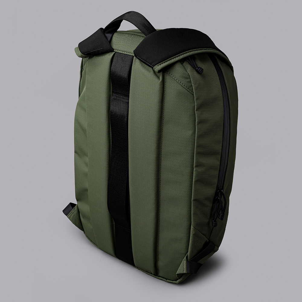 【公式】[ALPAKA/アルパカ]バックパック AERO PACK リュックサック 16L リュック アウトドア 旅行トラベル PC:16インチまで [送料無料]の画像