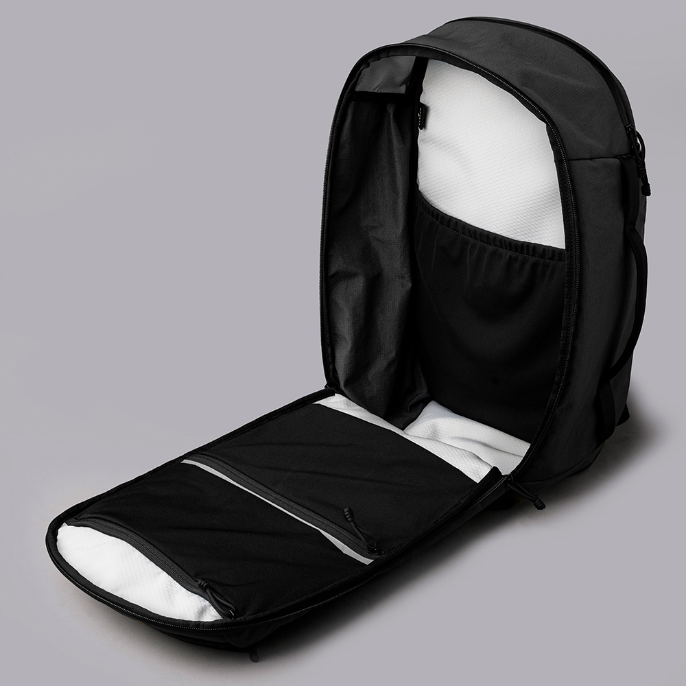 ALPAKA 【公式】[ALPAKA/アルパカ]TRAVERSE BACKPACK 30L バックパック