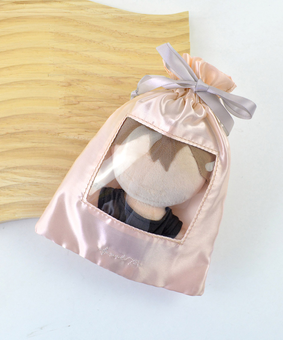 激安✨超美品✨ジルサンダー　パープルチャーム巾着ポーチ　紫　ケース 激安✨超美品✨ジルサンダー パープルチャーム巾着ポーチ 紫 ケース 激安✨