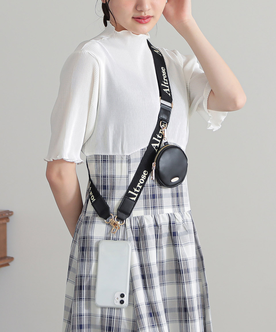 雑誌掲載**ANTEPRIMA** トラコッラ ロゴショルダーストラップ org.jpg