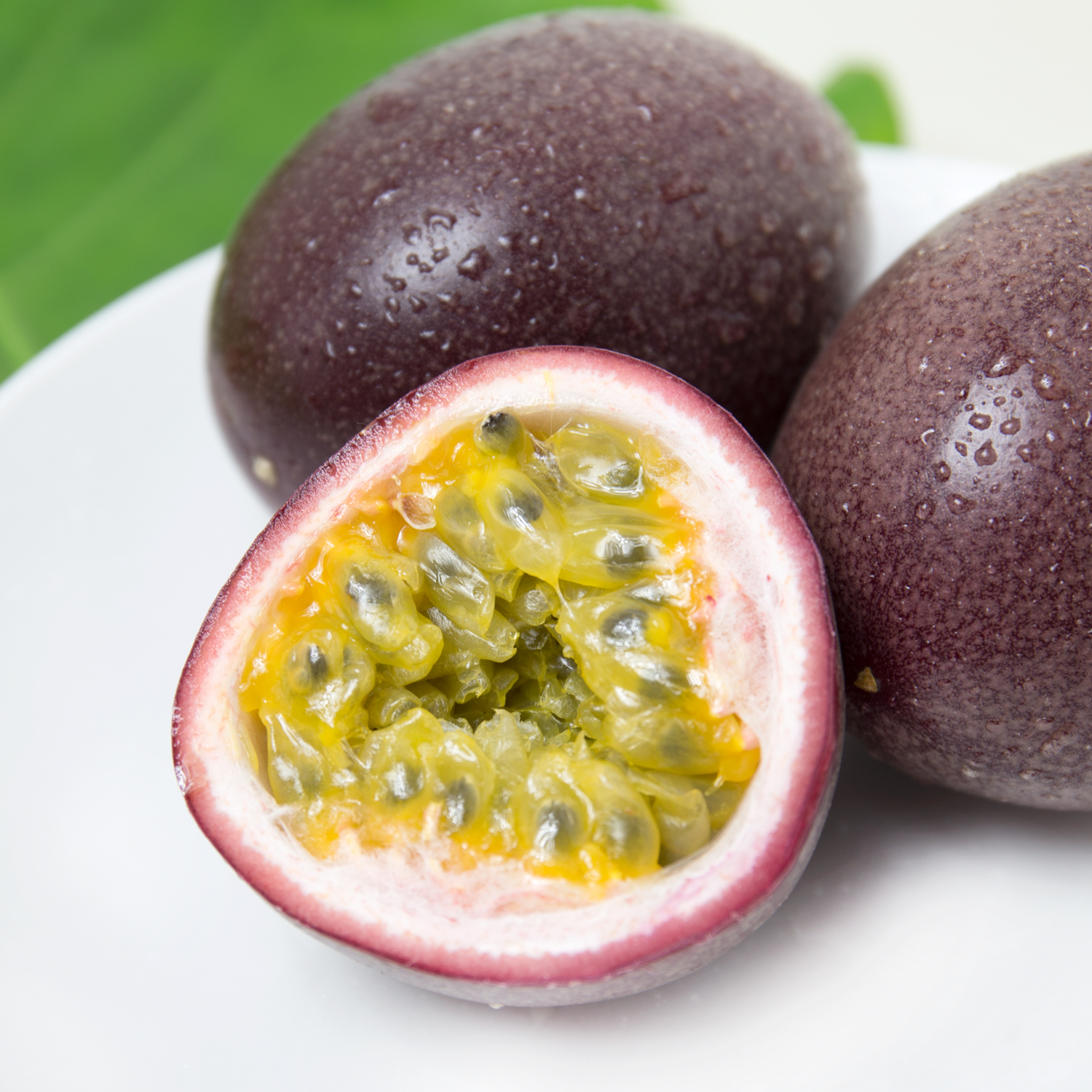 送料無料】奄美大島産すもも ガラリ種 奄美プラム M玉以上 1kg