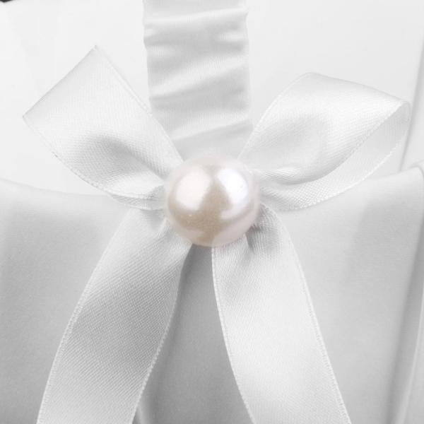 結婚式のフラワーガールのンストーンの蝶結びが付いている刺繍されたフラワーバスケット