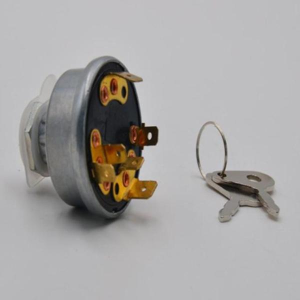 Luc670 128SA用2キー付き4ピン12V / 24V金属トラクターイグニッションスイッチ