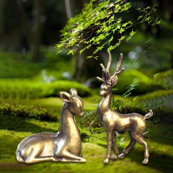 ニホンジカの像 2 個 工芸品 真鍮テーブルセンターピース 新築祝い ギフト 動物の置物 鹿の像 デスク本棚用
