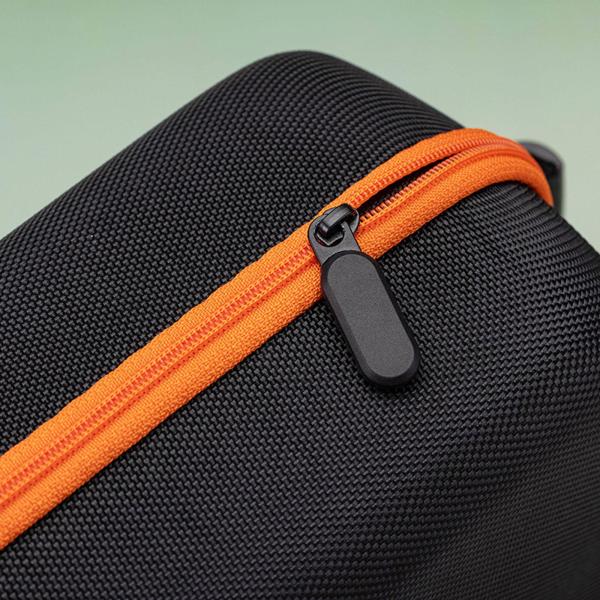 ハードシェルキャリングケース、ヘッドホンオーガナイザー収納