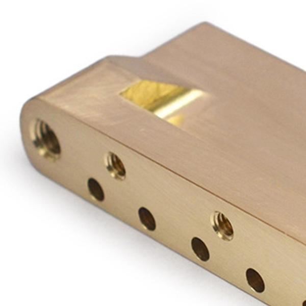 ギターブリッジトレモロブロックトレモロブリッジ使い簡単なヘビーデューティセントエレクトリックギターブリッジベースシングルトレモロギターブリッジ