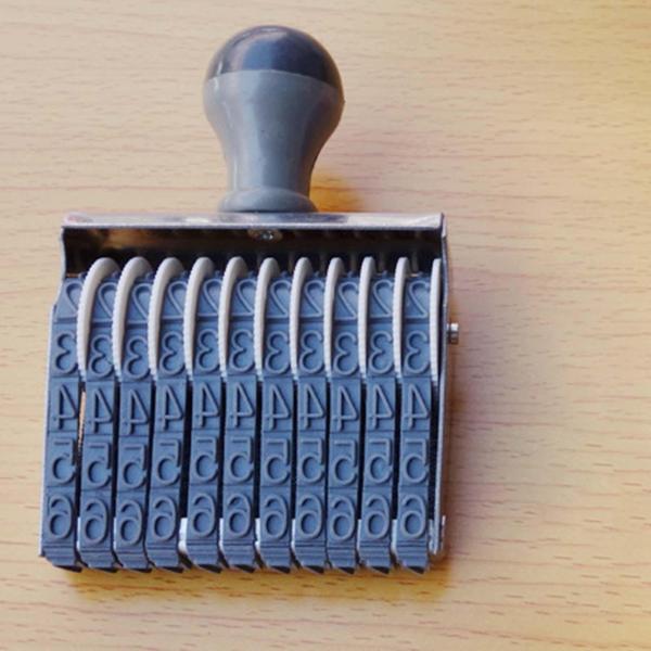 ゴム製ナンバースタンプホイールローリング11バンドアクセサリーカレンダー時間数字ローリングシンボル日付スタンパーオフィス日付用ナンバリングスタンプ