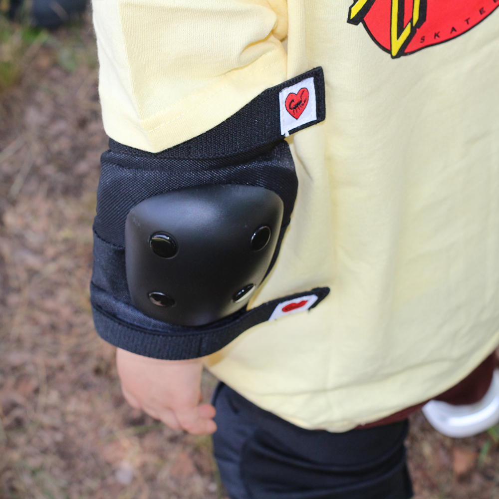 バレット BULLET JUNIOR PAD SET プロテクターセット リスト エルボー