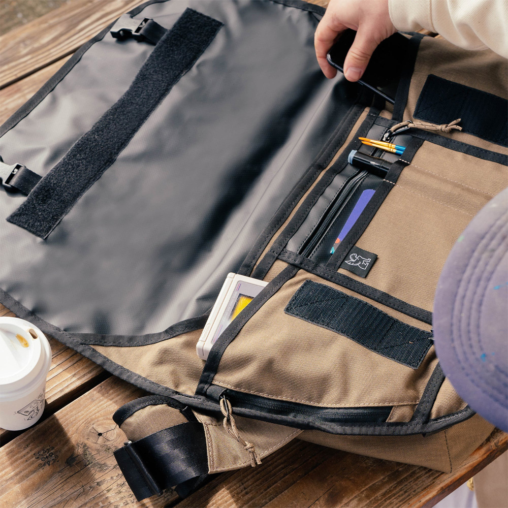 CHROME クローム BURAN III MESSENGER BAG メッセンジャーバッグ