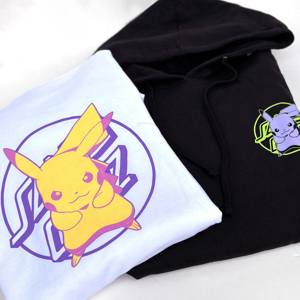 販売業者 SANTA CRUZ サンタクルーズ PoKeMoN PIKACHU DOT P/O SWEATSHIRT WOMENS プルオーバーパーカー ポケットモンスター ポケモン ピカチュウ フード スウェット