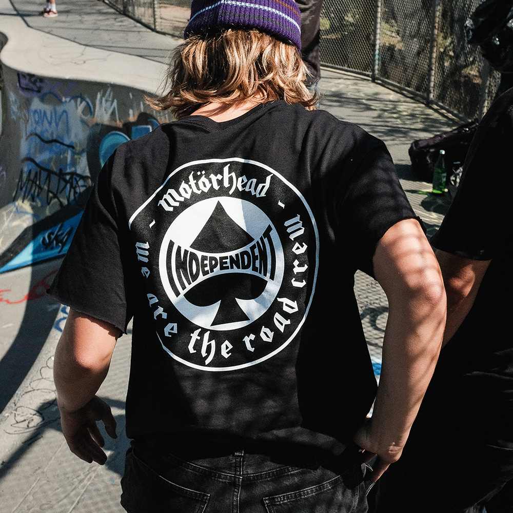 スケートボード Rare Independent T-shirt vintage Vintage Independent Trucks Skateboarding T-Shirt 90s Y2K White