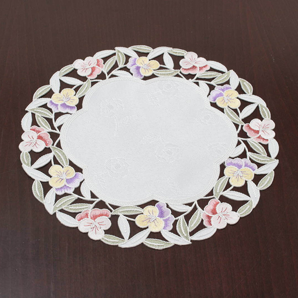 花のコード刺繍