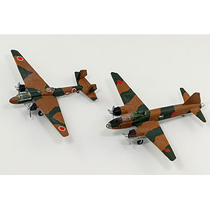 1/350 日本海軍機セット4(九六式陸上攻撃機、一式陸上攻撃機)各1機入り プラモデル