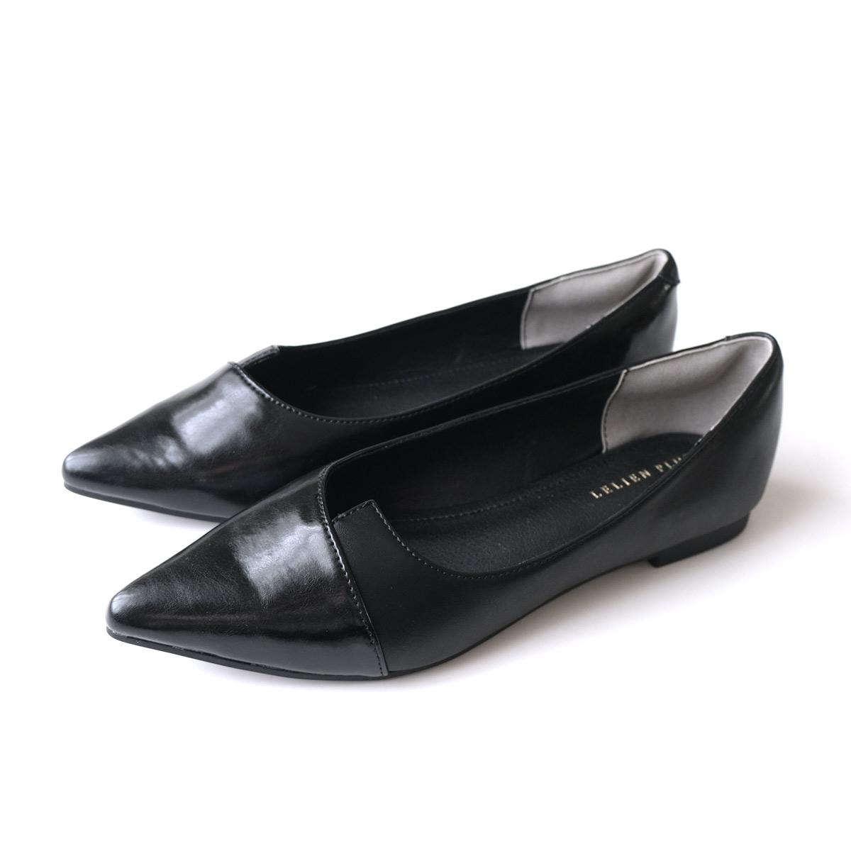 VANELi 【並行輸入品】 未使用 黒 ポインテッドトゥ パンプス