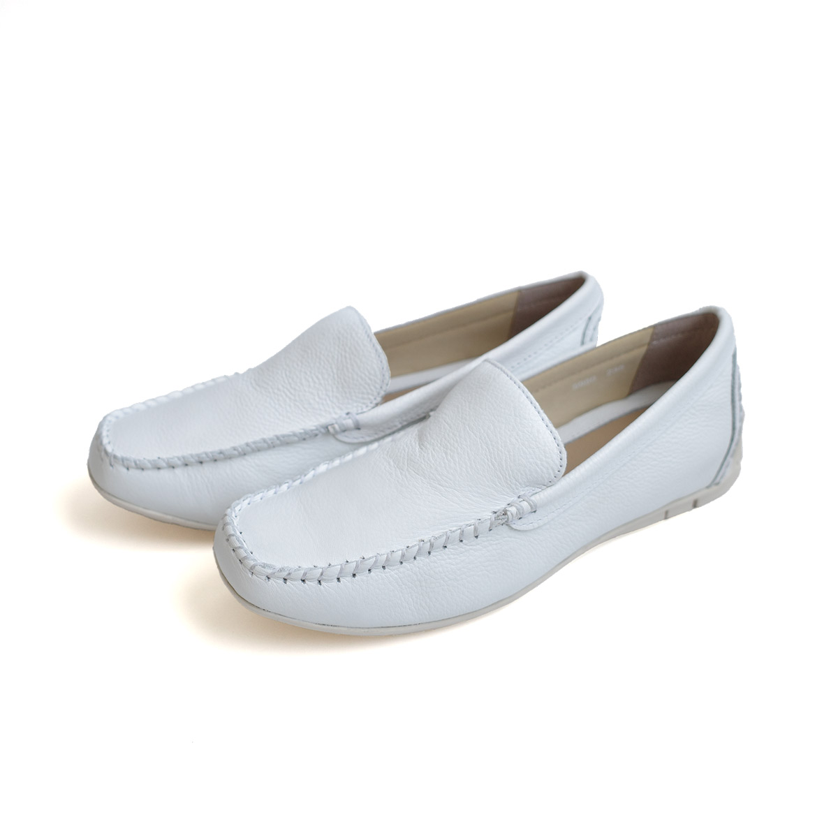 【美品】MIHAMA ローファー（23.5）リボン　パテントレザー　日本製　茶 ローファー （フラットシューズ）｜MIHAMA / ミハマ