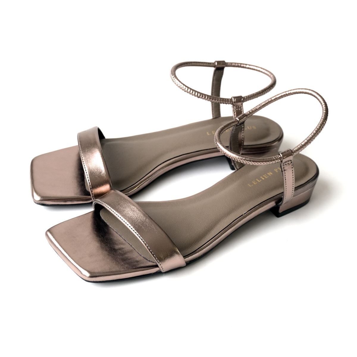 AmiAmi（アミアミ） サンダル レディース スクエアトゥ ローヒール