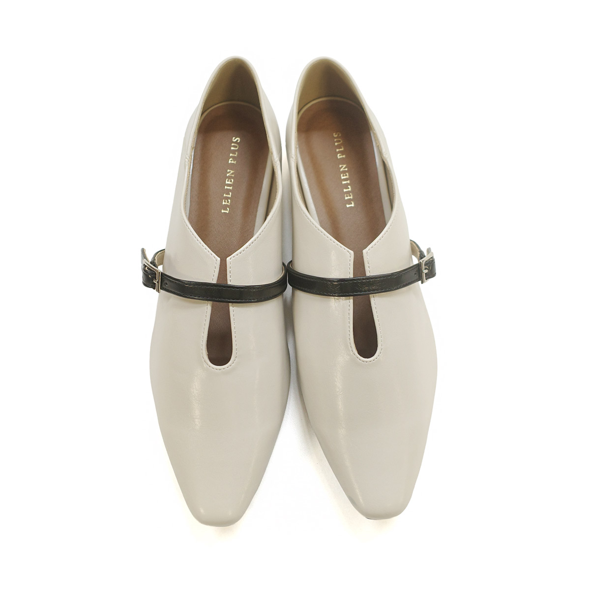 AmiAmi（アミアミ） パンプス フラットシューズ 黒 レディース ソフト