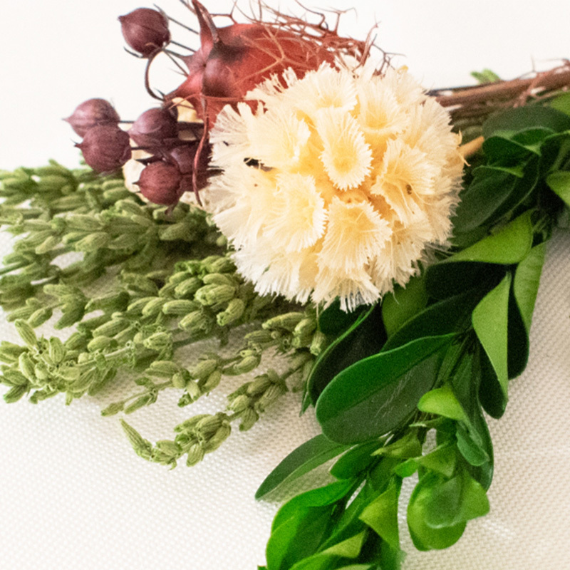 ドライフラワー ブーケ ミニブーケ 花束 花材 ギフト プレゼント スワッグ 赤 紫 黄色 青 緑 雑貨 インテリア プリザーブド 花 おしゃれ ラッピング Su Su おしゃれ照明のampoule 通販 Yahoo ショッピング