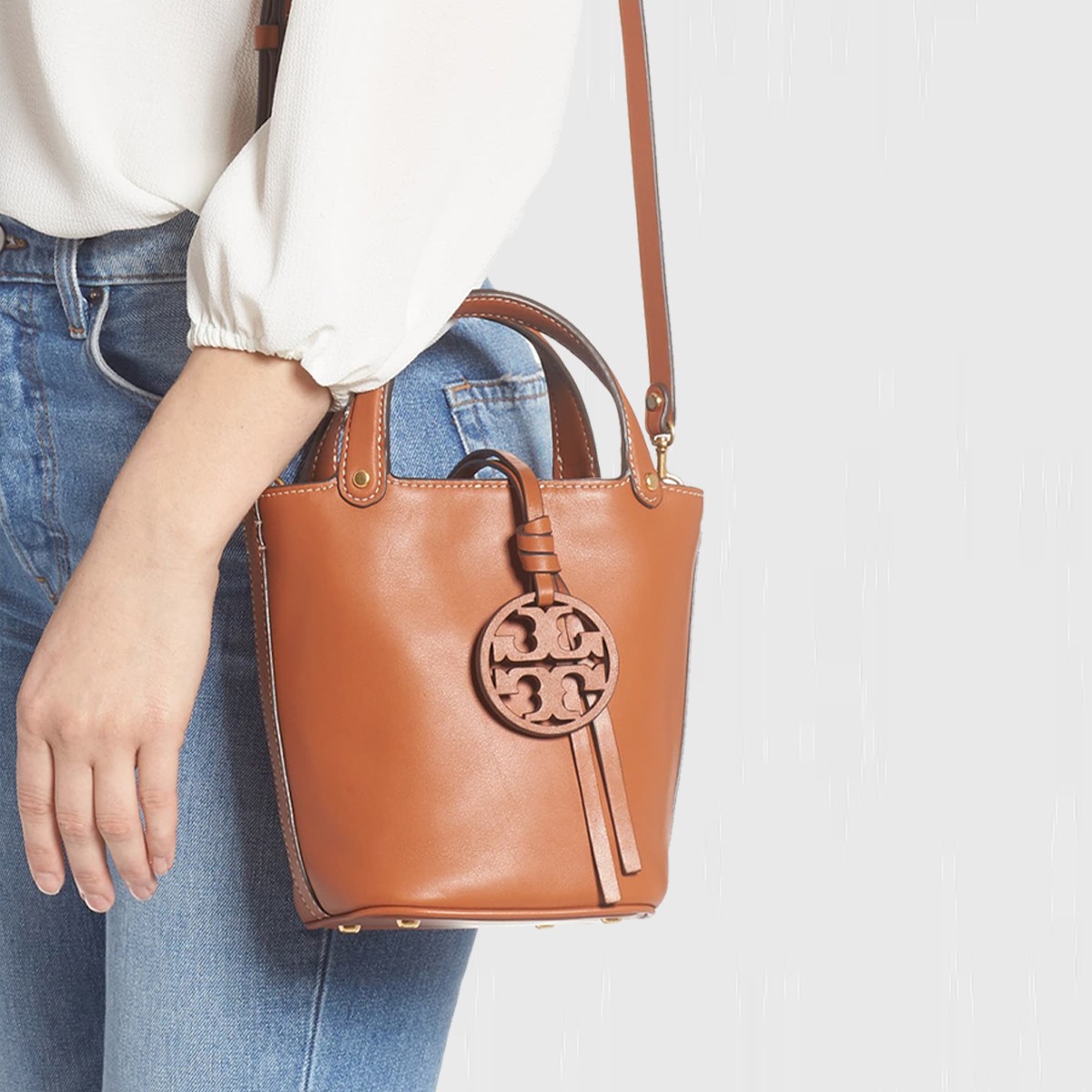 値下げ！Tory Burch トリーバーチ MILLER MINI BUCKET BAG バケツ