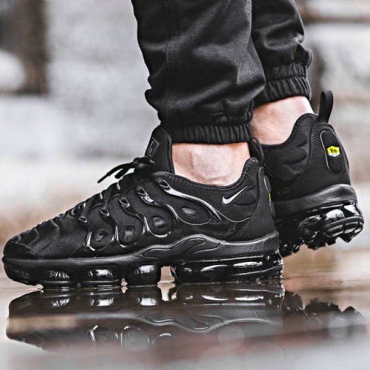 Nike Air Max Plus エアマックス プラス ブラック メンズ ナイキ