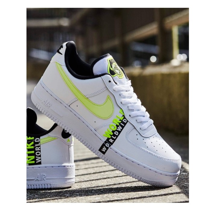 NIKE Air Force 1 '07 LV8 ナイキ エアフォースワン World Wide