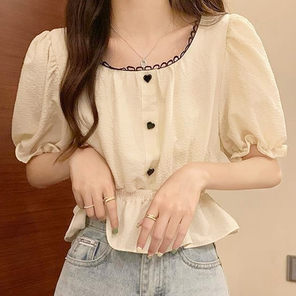 Dewlily ショート丈ブラウス 韓国ファッション 10代 20代 30代 ハート 