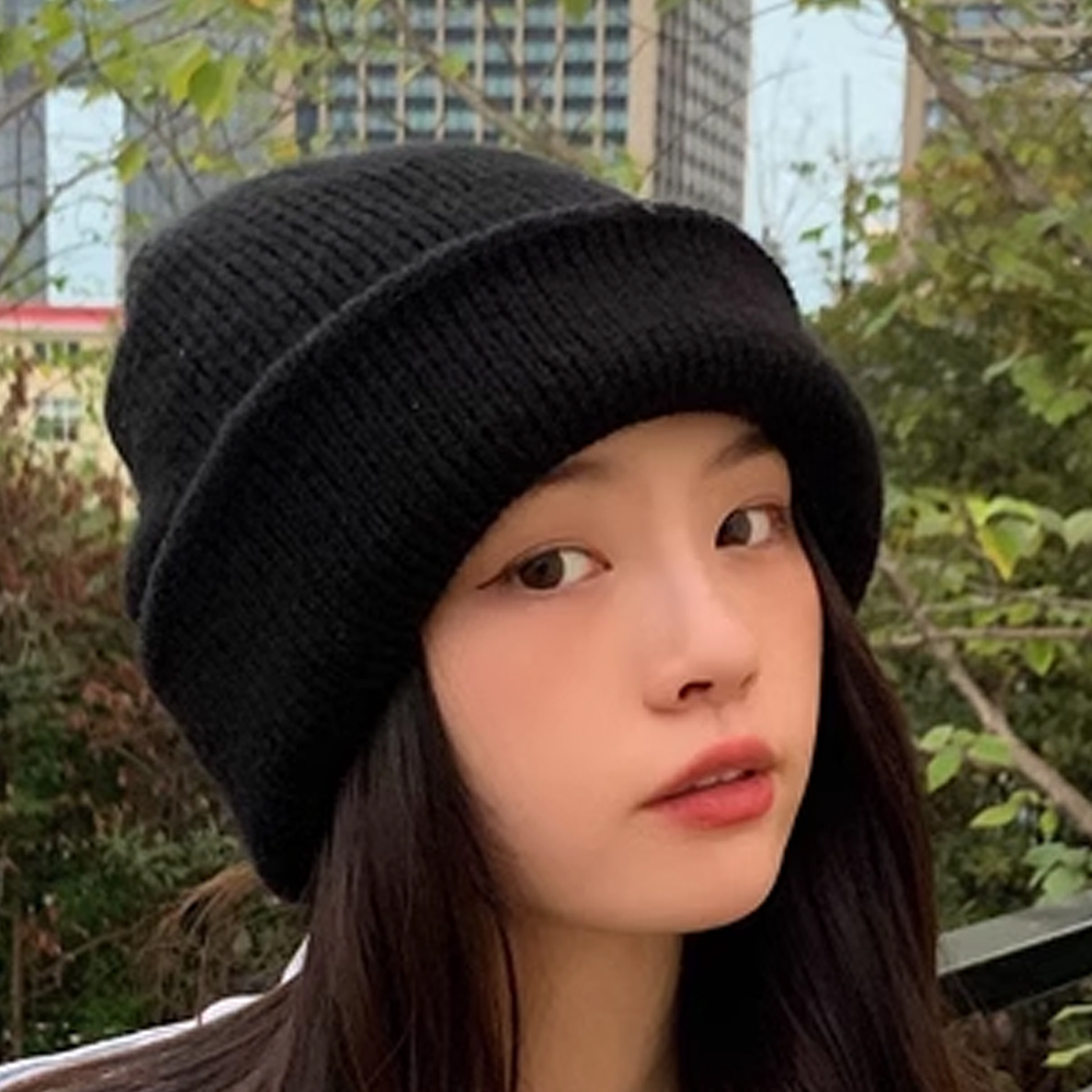 最安 chloma 黒 ニット帽 チェーンリボンニット帽 | VOLCAN&APHRODITE