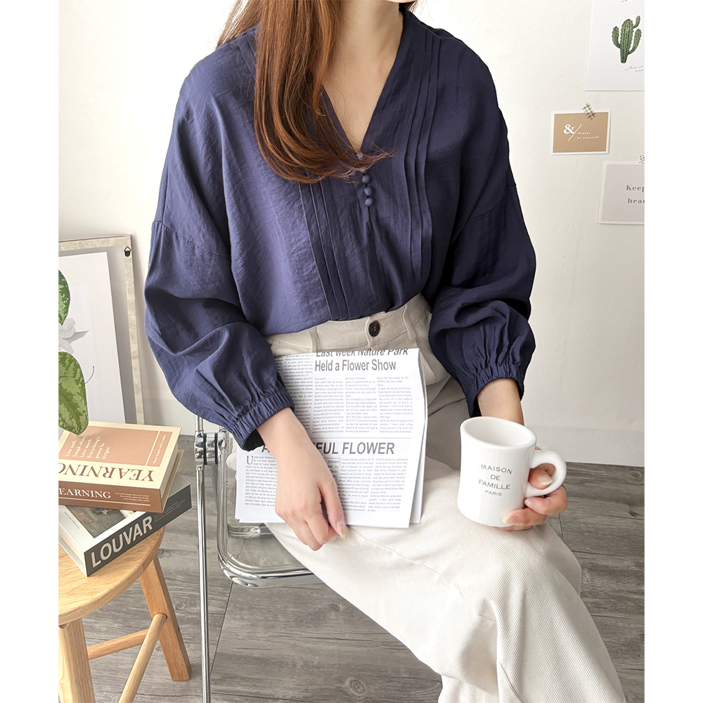 Amulet（アミュレット） くるみボタンブラウス 長袖 ブラウス シャツ V