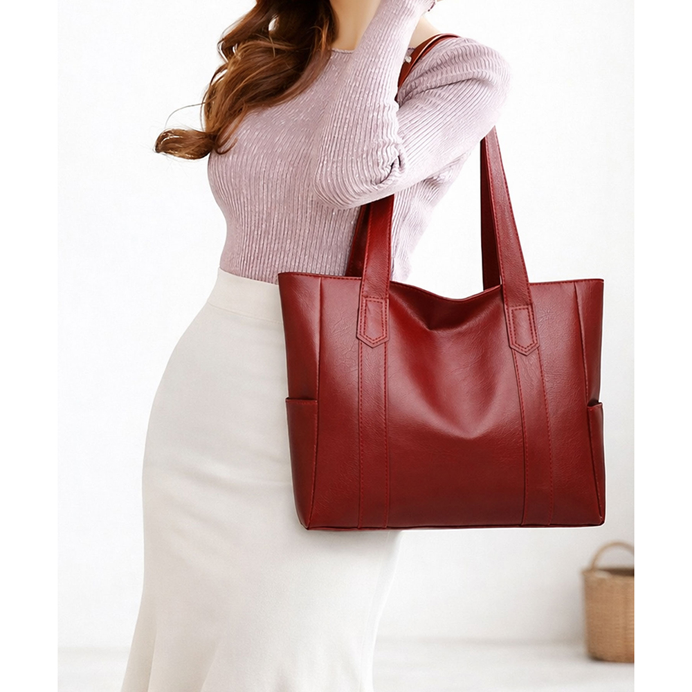 赤いシンプルトートバッグ Amulet（アミュレット） ソフトタッチフェイクレザートートバッグ