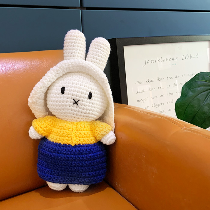 Miffy ジャストダッチ アウトフィット ミュージアム ミルク