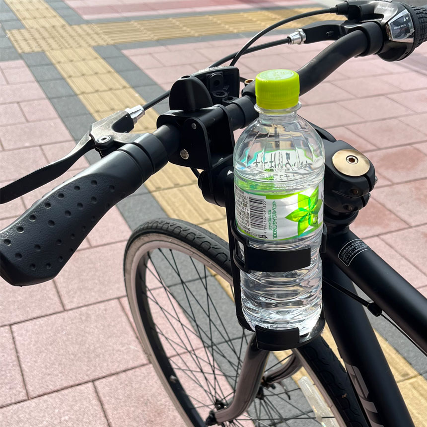 ドリンクホルダー 自転車カップホルダー カップホルダー バイク 車椅子 ベビーカー ママチャリ 傷防止テープ付き 360度回転 簡単角度調整