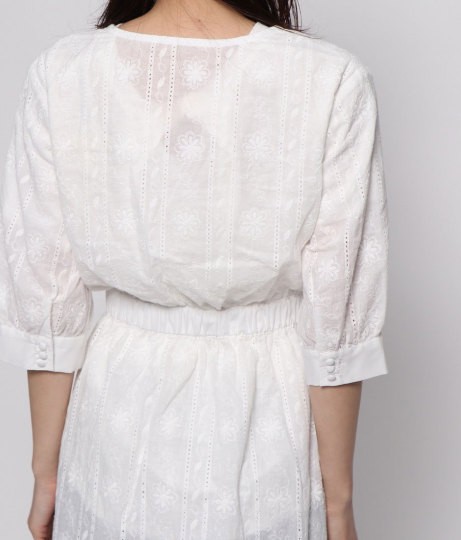 ークをクリ コットン刺繍ワンピースアウリー 茶 オ Anap 通販 Paypayモール Auli