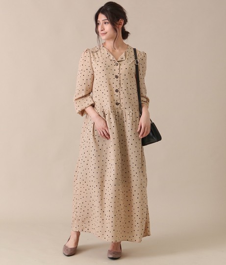 らしい ランダムドットワンピースアウリー ライトベージュ 秋物 秋冬 Anap 通販 Paypayモール Auli レディース
