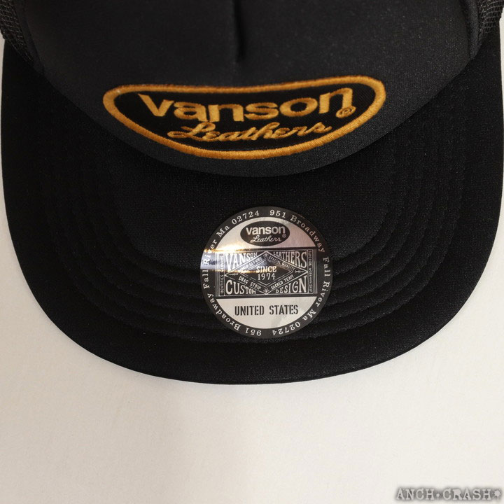 VANSON（バンソン） オーバルロゴ 刺繍 トラッカー メッシュ キャップ