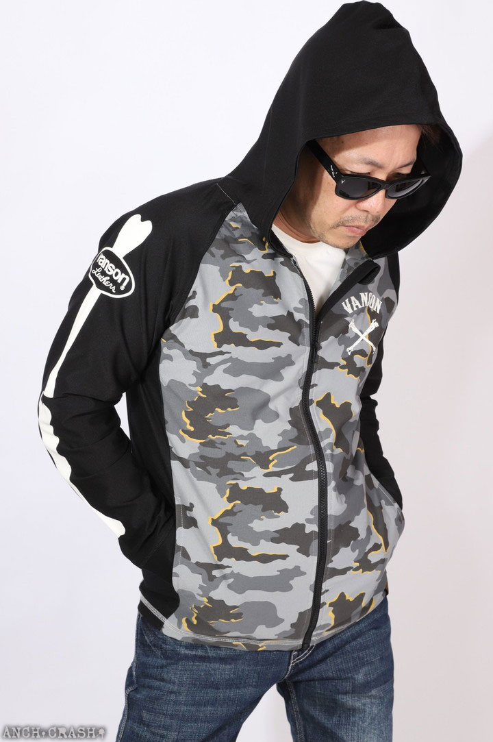 VANSON カモフラージュ Mサイズ パーカー　黒色 VANSON（バンソン） 24h限定pMAX16.5倍!6/22pm23:59迄 ドライ ラッシュ