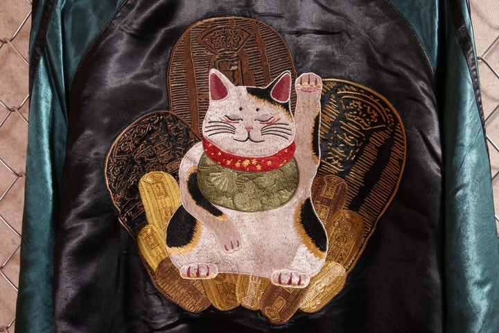 花旅楽団SCRIPT 招き猫 刺繍 和柄スカジャン SSJ-514ジャケット