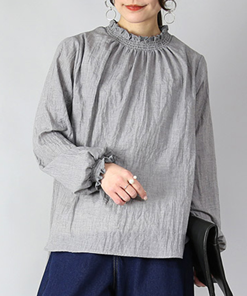 ブラウス レディース 長袖 白 黒 フリル ワイド トップス 体型カバー ゆったり 春 夏 重ね着 レイヤード 60代 50代 40代 30代 20代 おしゃれ | and it_ | 03