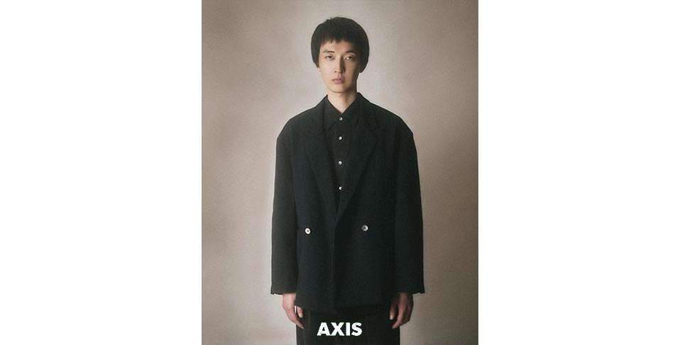 AXIS