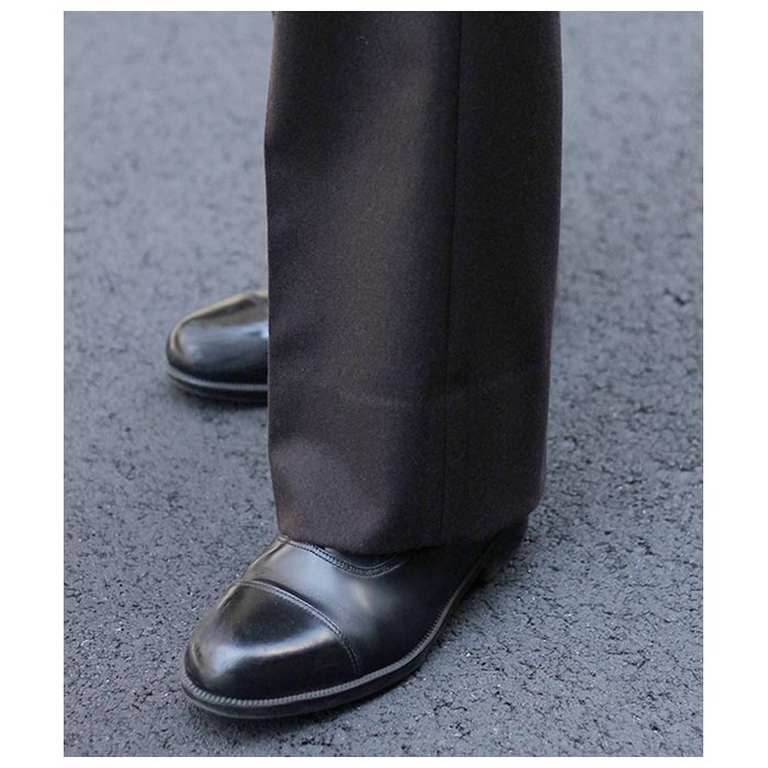 インテリム INTERIM ウール フランネル ドレープ 2タック ストレート インテリム INTERIM ウール フランネル ドレープ 2タック ストレート