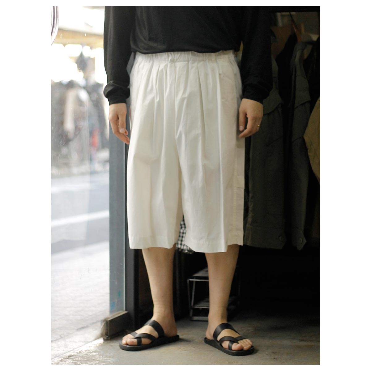 ノノット NONNOTTE クリア ヘビー ブロード プリーツ ドック ショーツ