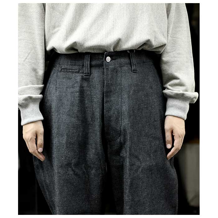 E.TAUTZ ボトムス イートウツ E.TAUTZ ブラック デニム デニムパンツ CORE DENIM