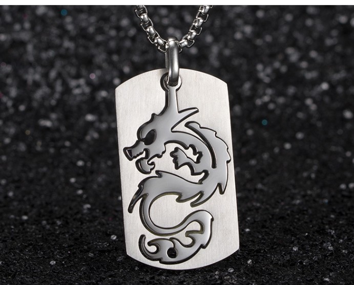 ネックレス メンズ 龍 ドラゴン ペンダント ステンレス 竜 アレルギー 送料無料 プレート テレビで話題