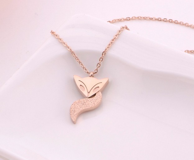 ネックレス レディース キツネ きつね 狐 フォックス サージカル