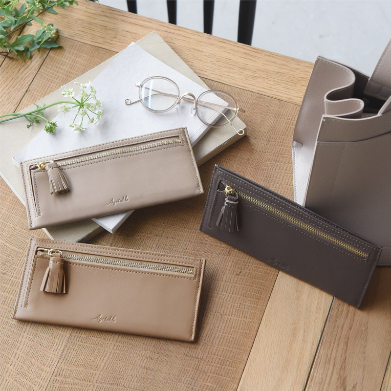 本革ラムレザー タッセル付 お札を折らずに収納できる 薄型長財布 スリムウォレット/Agreable アグレアーブル