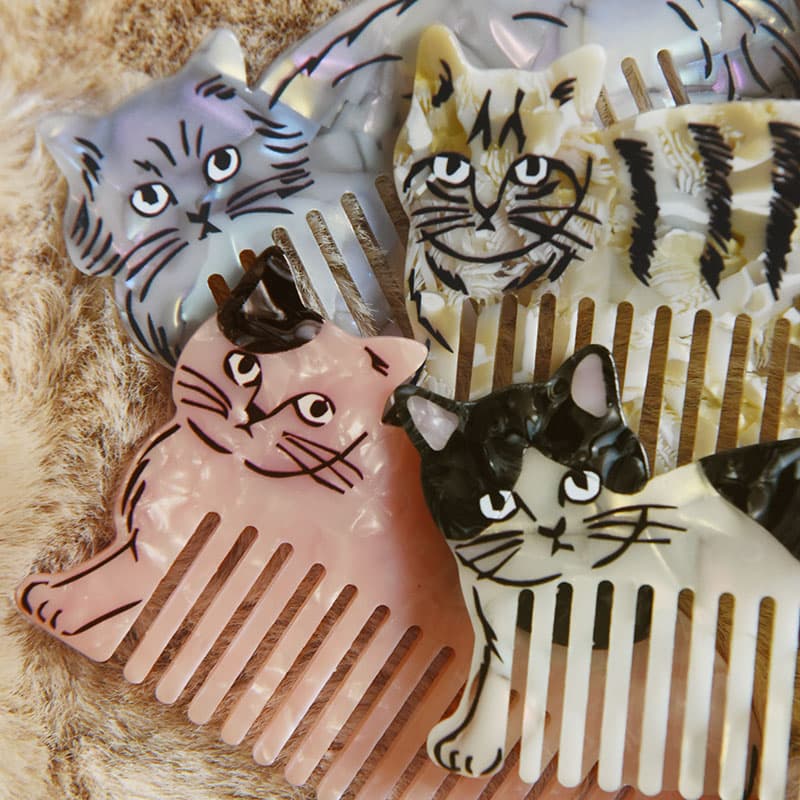松尾ミユキ 猫モチーフ コーム くし 持ち運び かわいい ヘアコーム 櫛