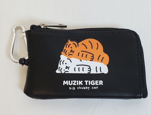 ムジークタイガー タイガーが可愛い リール付きパスケース 定期入れ